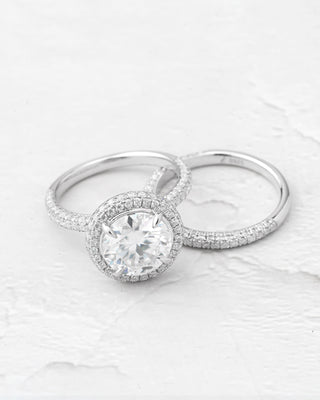 925 Sterling Silver Kelly Moissanite Engagement Ring & Wedding Band Set