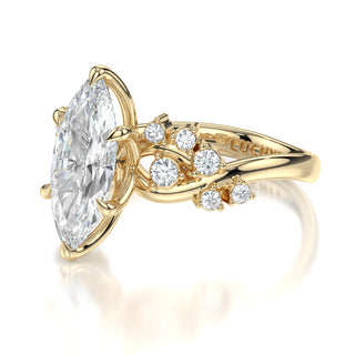 18 Karat Marquise Vine Engagement Ring Set