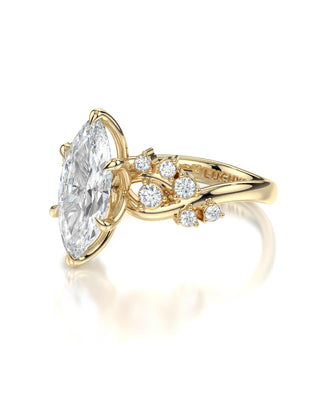 18 Karat Marquise Vine Engagement Ring Set